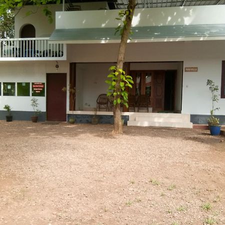 Varkala Villa Екстериор снимка