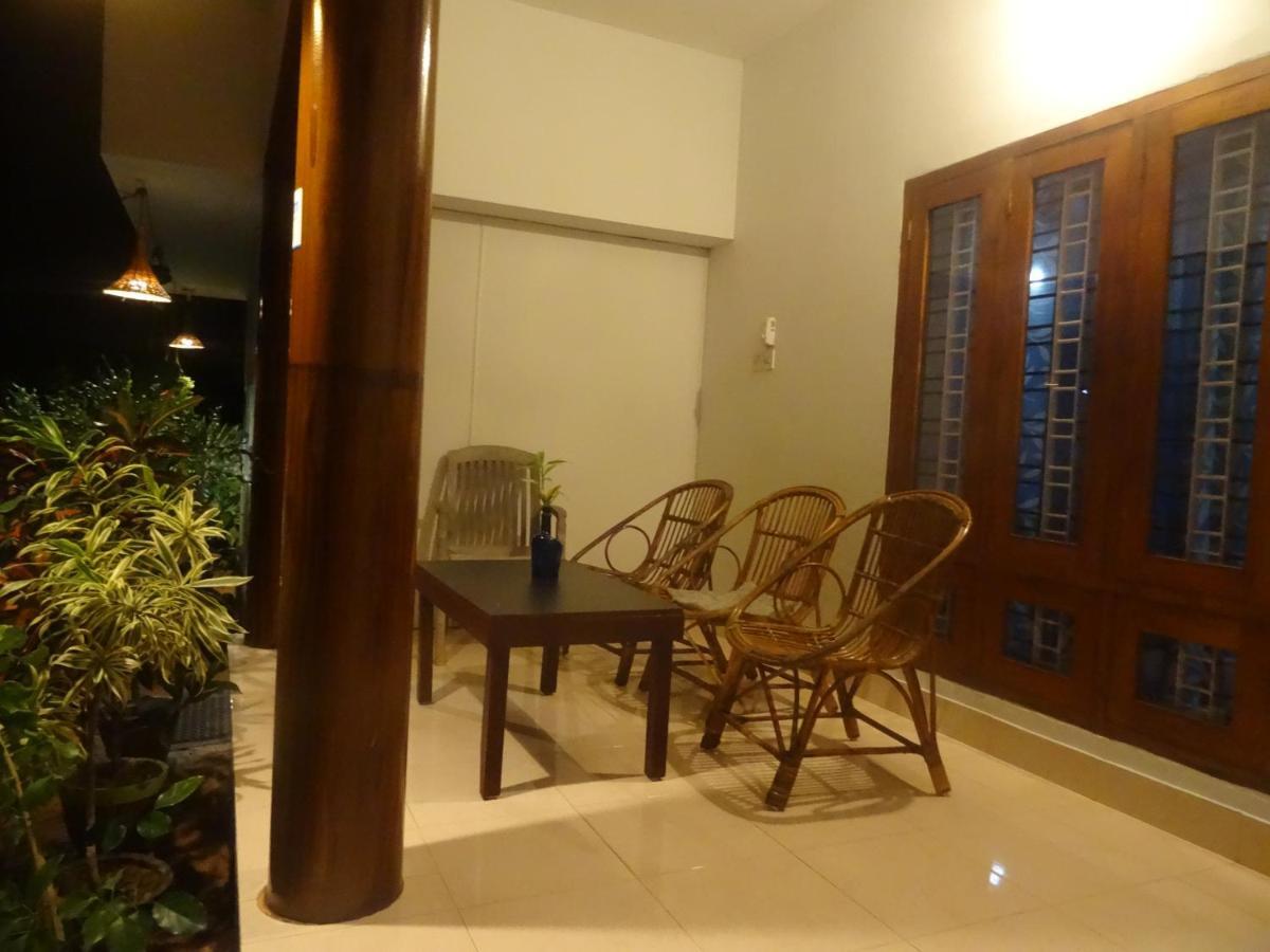 Varkala Villa Екстериор снимка