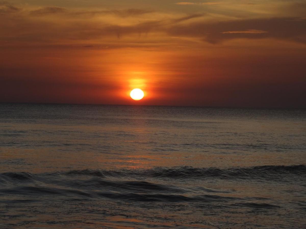 Varkala Villa Екстериор снимка